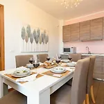 Peschiera Fantasy Apartment's Desenzanoloft Official Partner Homes & By Marriott Bonvoy