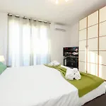 Peschiera Fantasy Apartment's Desenzanoloft Official Partner Homes & By Marriott Bonvoy 페스키에라델가르다