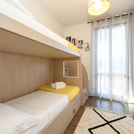 Desenzanoloft Official Partner Marriott Homes & Peschiera Fantasy Apartment's Apartment *