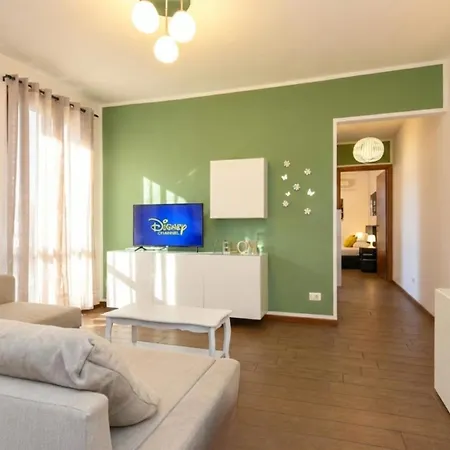 Peschiera Fantasy Apartment's Desenzanoloft Official Partner Homes & By Marriott Bonvoy *
