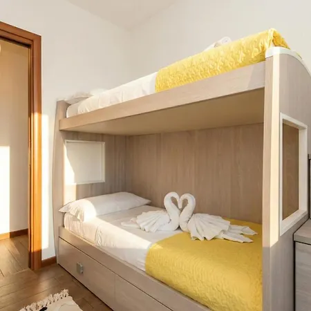 Peschiera Fantasy Apartment's Desenzanoloft Official Partner Homes & By Marriott Bonvoy