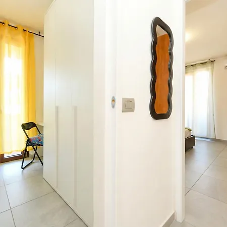 Peschiera Fantasy Apartment's Desenzanoloft Official Partner Homes & By Marriott Bonvoy דירה *